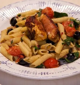 Pasta met pesto-parmahamkip