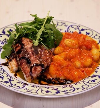 Kipsaltimbocca met gnocchi
