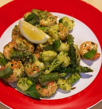 Garnalengnocchi met groene pesto