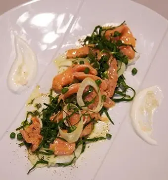 Gemarineerde zalm met venkelsalade