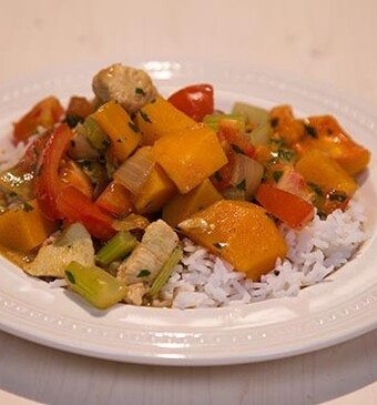 Kipgumbo met pompoen