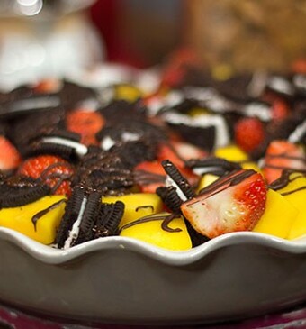 Chocoladekoekjes-roomkaastaart