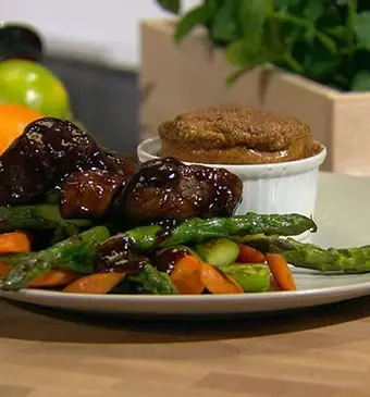 Paddenstoelensoufflés met Hoisin beef