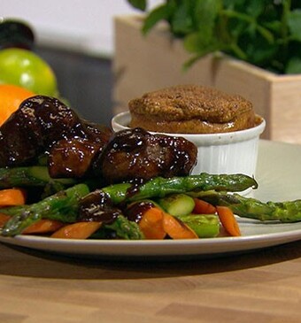 Paddenstoelensoufflés met Hoisin beef