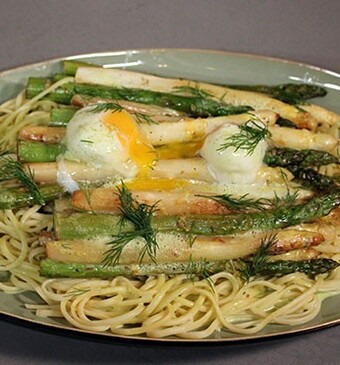 Gegrilde asperges met linguini