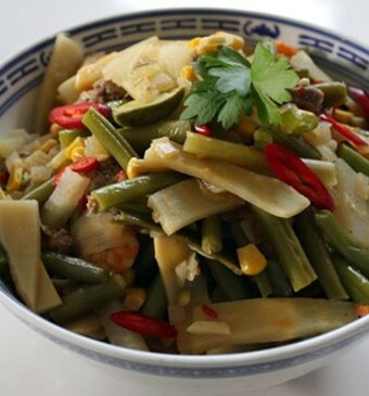 Sajoer Tjampoer van Oma Lotje