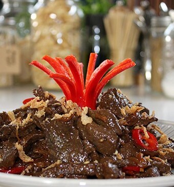 Dendeng Blado van Oma Meity