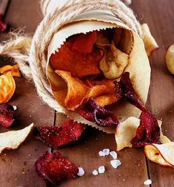 Snacks voor een avondje tv op de bank