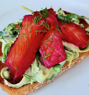 Crostini met bietenzalm