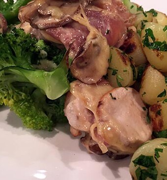 Kip Orloff (Kipfilet met champignon-kaassaus)