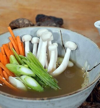 Gevulde shiitakebouillon