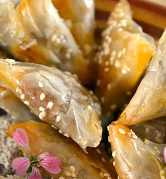 Amandelbriouats (Marokkaanse koekjes van amandelen en honing)