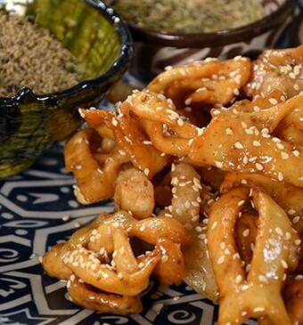 Shebekia (Honingkoekjes met sesam- en anijszaad)