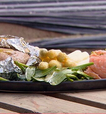 Texelse asperges met zalm van de BBQ