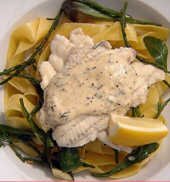 Tongfilets in appelcidersaus met pappardelle en groenten