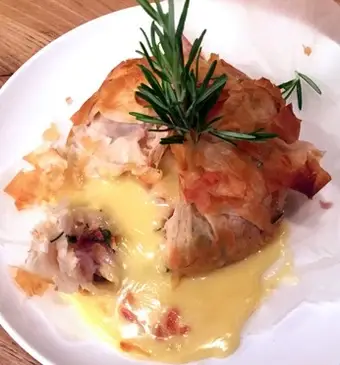 Camembert knapzak