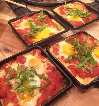 Mini shakshuka
