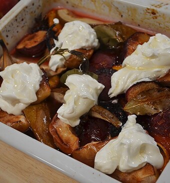 Fruit uit de oven met Griekse yoghurt