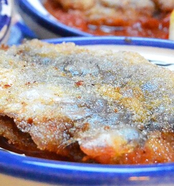 Krokante sardientjes met charmilla