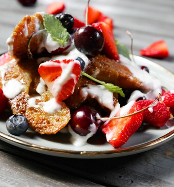 Pain perdu met rood fruit