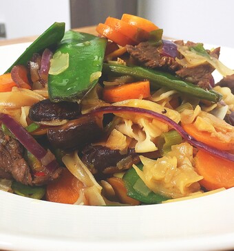 Wokschotel met biefstuk