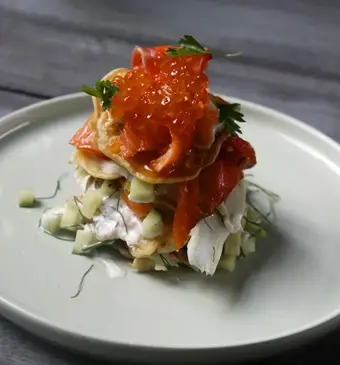 Blini’s met gemarineerde/gelakte zalm