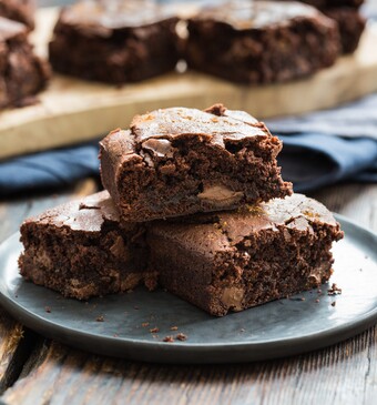 Chocoladeletterbrownies (met stukjes chocoladeletter + speculaaskruiden)