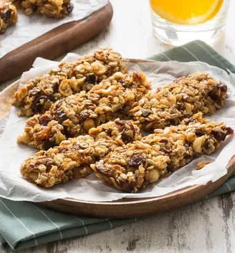 Crunchy mueslirepen met kokos en hazelnoten 