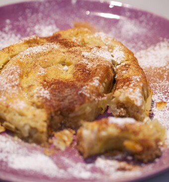 Klassiek Marokkaans filodessert, M’hencha