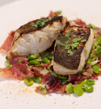 Gebakken tuinbonen met kabeljauw