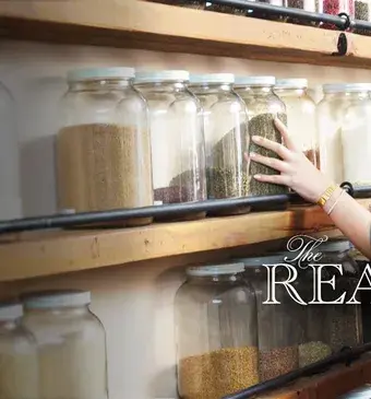 REal girl's kitchen