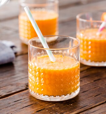 Orange power smoothie (met mandarijn, wortel en gember)