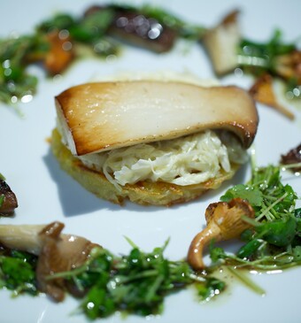 Winterse aardappelrösti met romige zuurkool