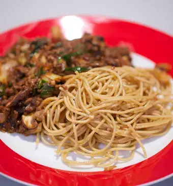 Zwarte bonen in je pastasaus