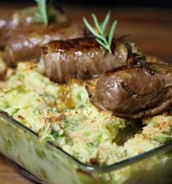 Krokante spruitjesstamppot met slavink