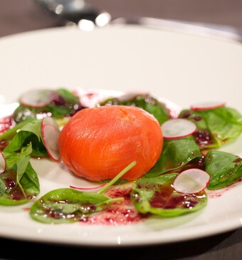 Zalmpraline van gerookte en rauwe zalm