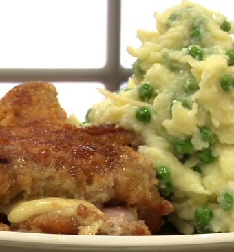 Kotelet Suisse met Himmel und Erde