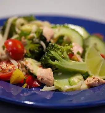 Aziatische zalmsalade