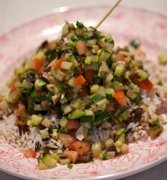 Paprika-sjaslieks met ratatouille-salsa