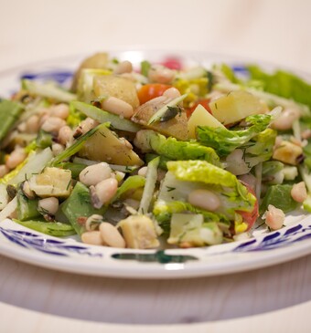 Blote billetjes in het groene veld