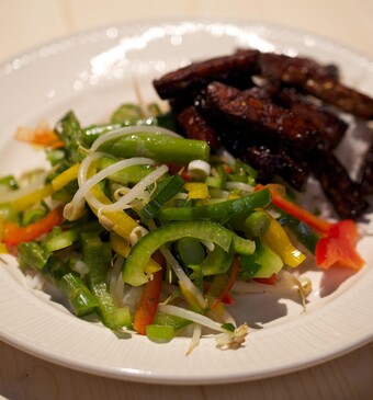 Aziatische aspergesalade