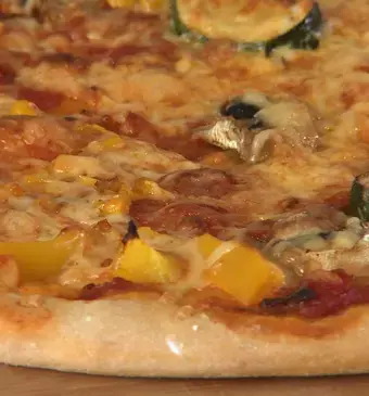 Kinderpizza met veel groente