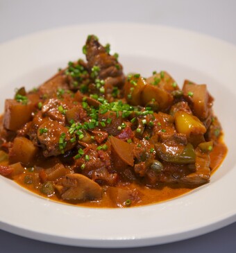 Beef Stroganoff met pruim trostomaten