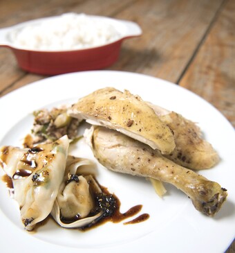 Bedelaarskip met dimsum en hoisinsaus