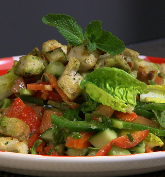 Fattoush, vegetarische Libanese broodsalade