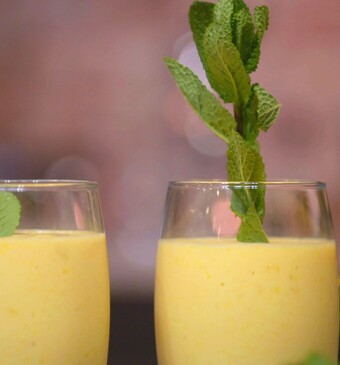 Mango lassi