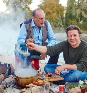 Jamie Cooks Italy