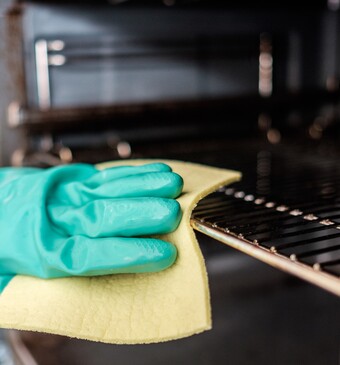 Oven schoonmaken