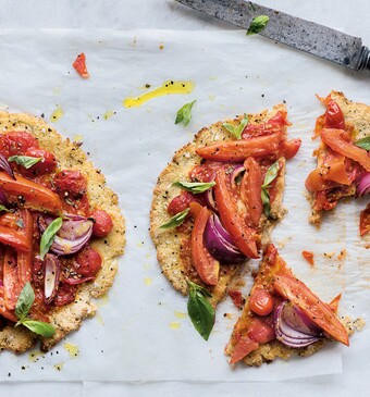 Bloemkoolpizza met citroentomaten