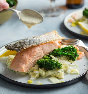 Dragon-pastinaakpuree met zalm uit de oven  